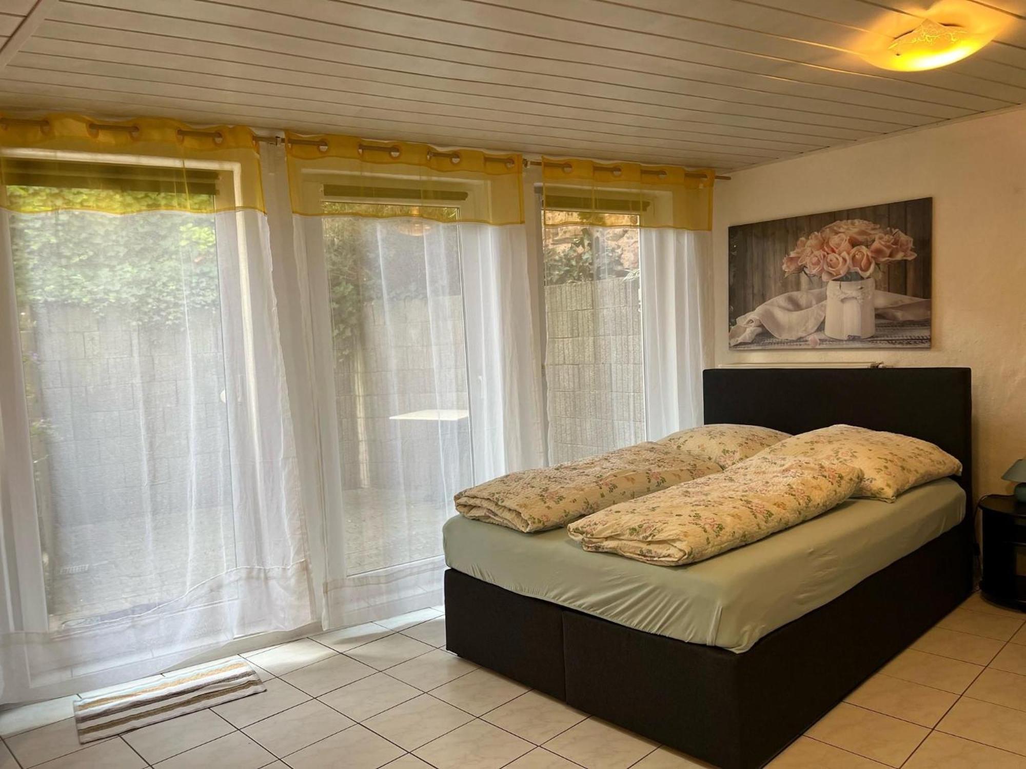 Linh'S Ferienwohnung Saarburg Esterno foto